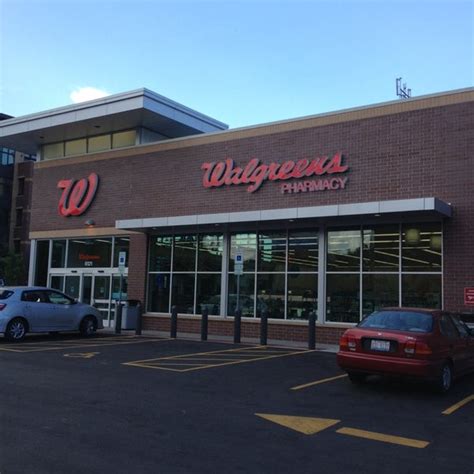 Open 24 Hours. . 24 hr walgreens pharmacy chicago